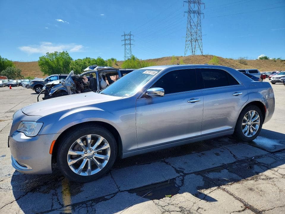 2017 CHRYSLER 300C - 1