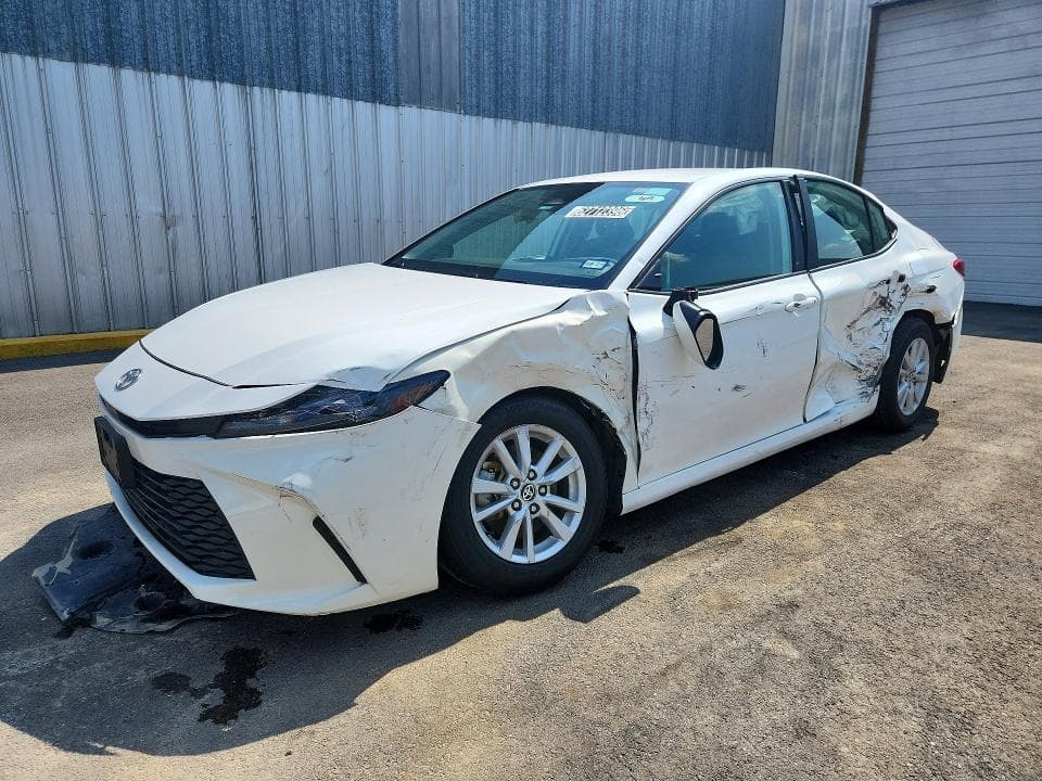 2025 TOYOTA CAMRY LE - 1