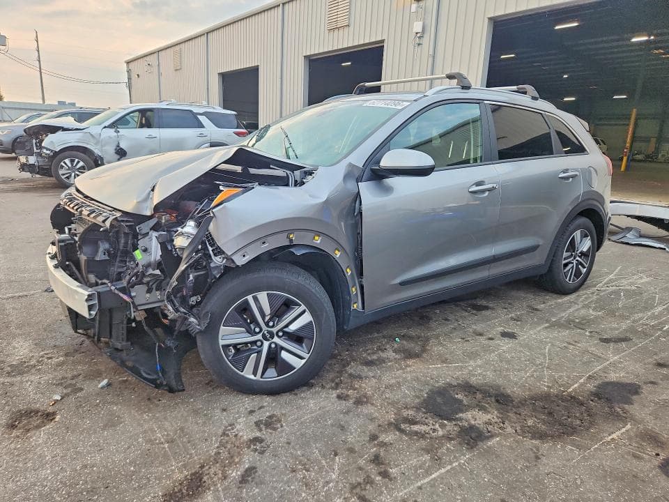 2022 KIA NIRO LXS - 1