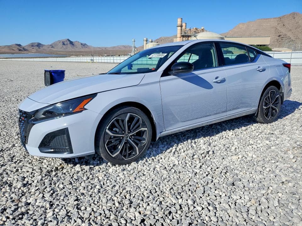 2025 NISSAN ALTIMA SR - 1