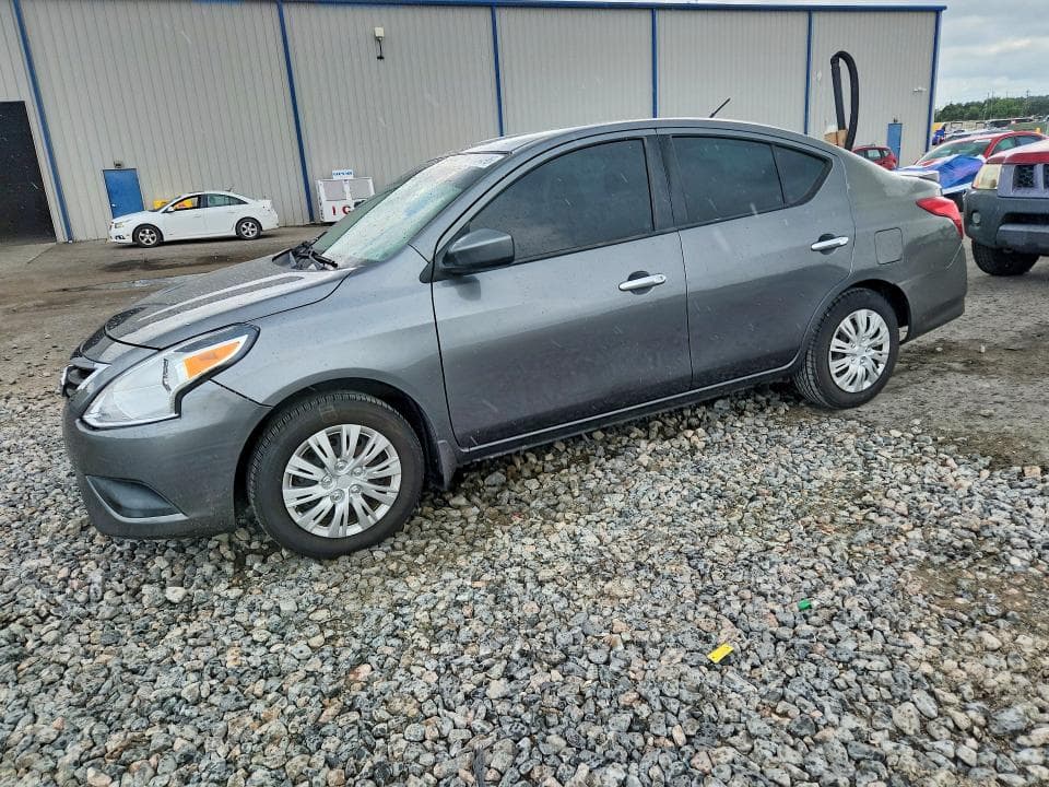 2017 NISSAN VERSA 1.6 SV - 1
