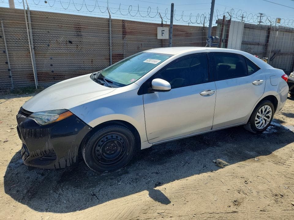 2017 TOYOTA COROLLA LE - 1