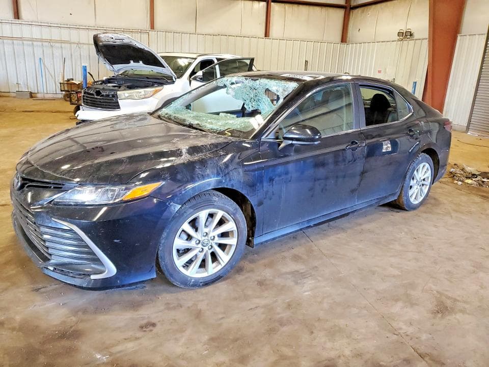 2023 TOYOTA CAMRY LE - 1