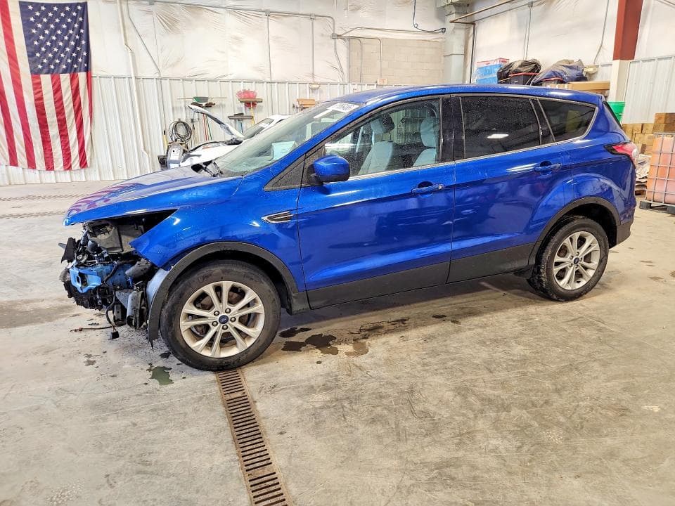2017 FORD ESCAPE SE - 1