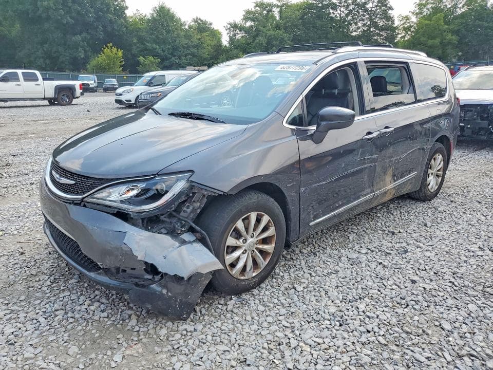 2020 CHRYSLER PACIFICA TOURING L - 1