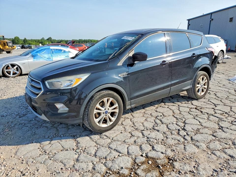 2017 FORD ESCAPE SE - 1