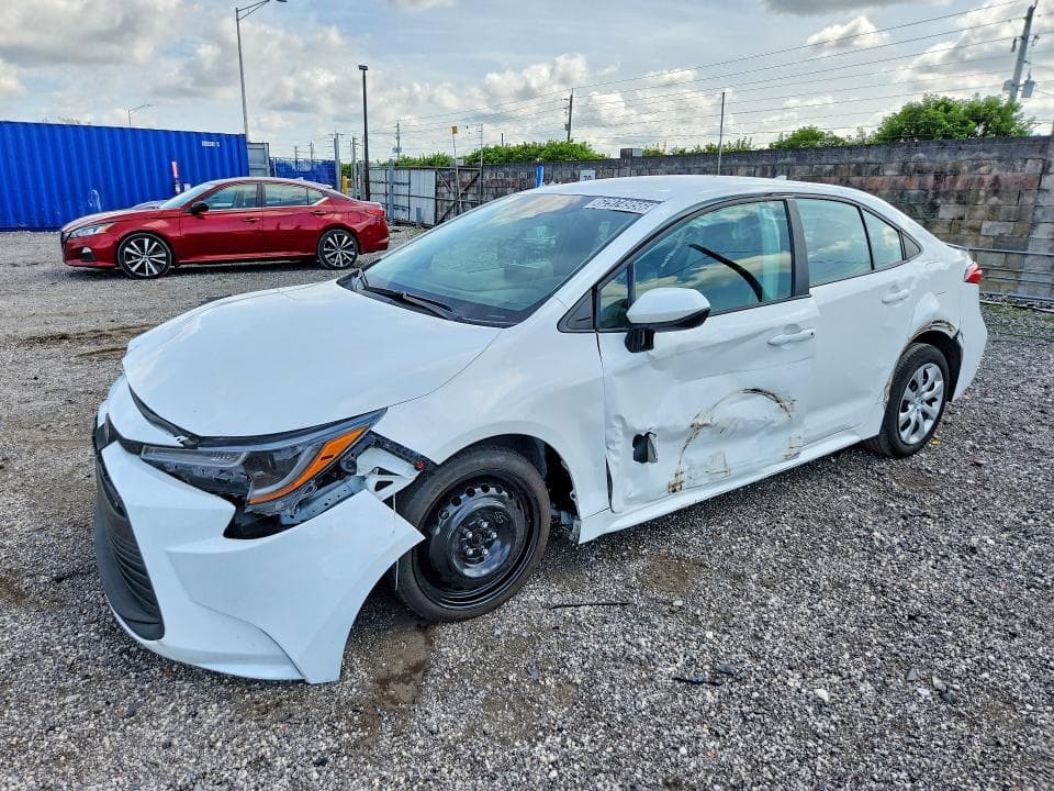 2024 TOYOTA COROLLA LE - 1