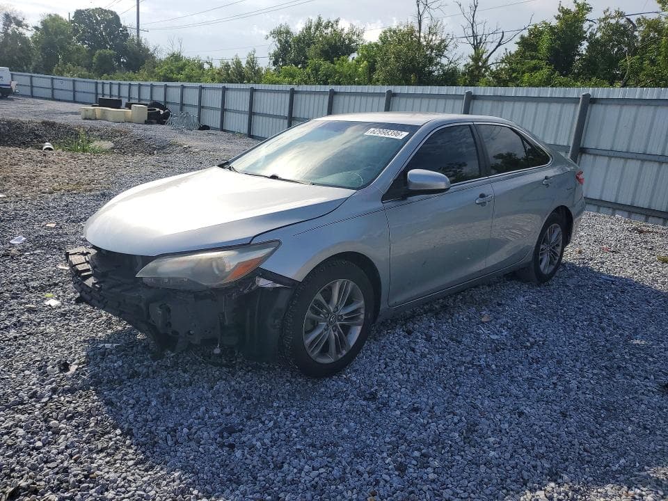 2017 TOYOTA CAMRY SE - 1