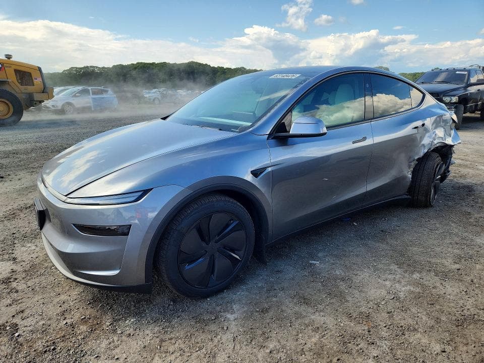 2026 TESLA MODEL Y - 1
