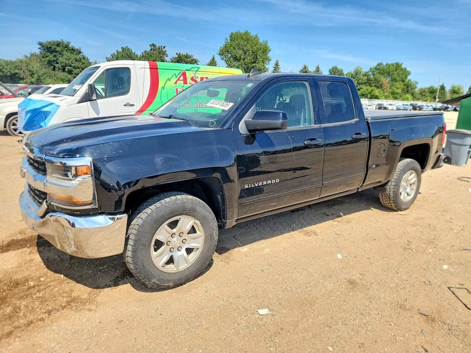 2018 CHEVROLET SILVERADO C1500 LT - 1