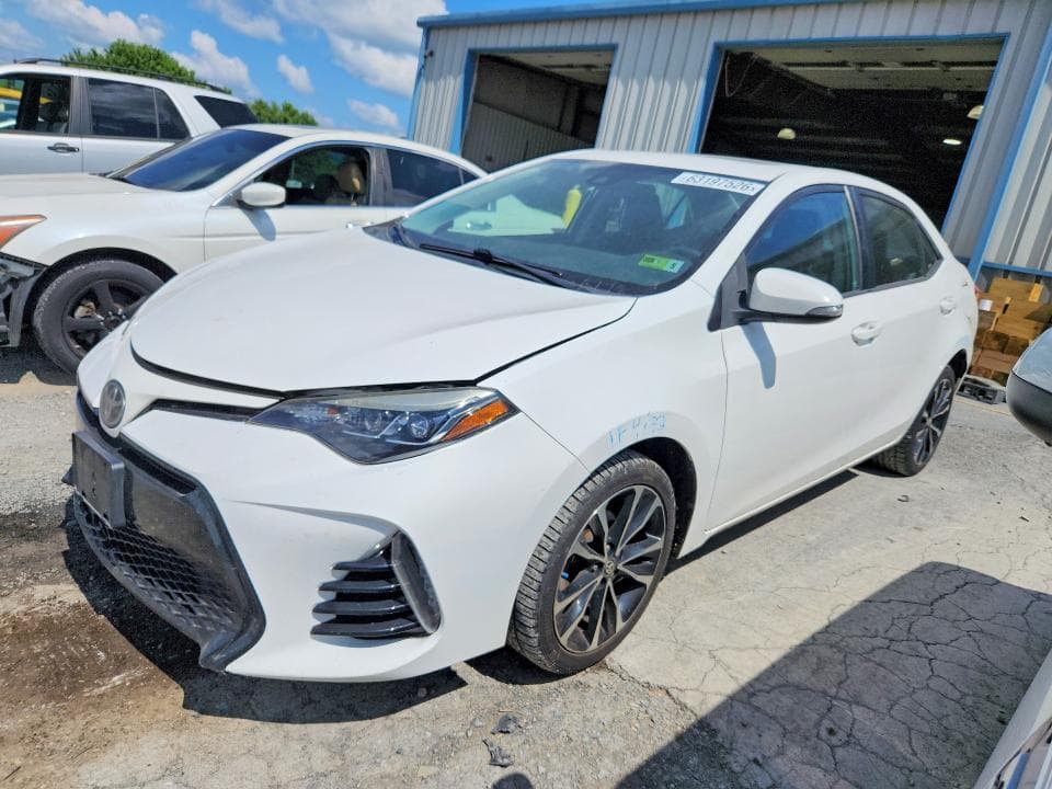 2017 TOYOTA COROLLA SE - 1