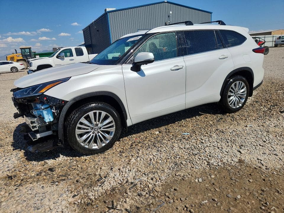 2023 TOYOTA HIGHLANDER PLATINUM - 1