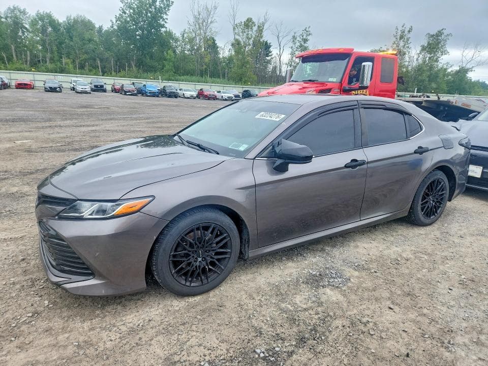 2018 TOYOTA CAMRY LE - 1
