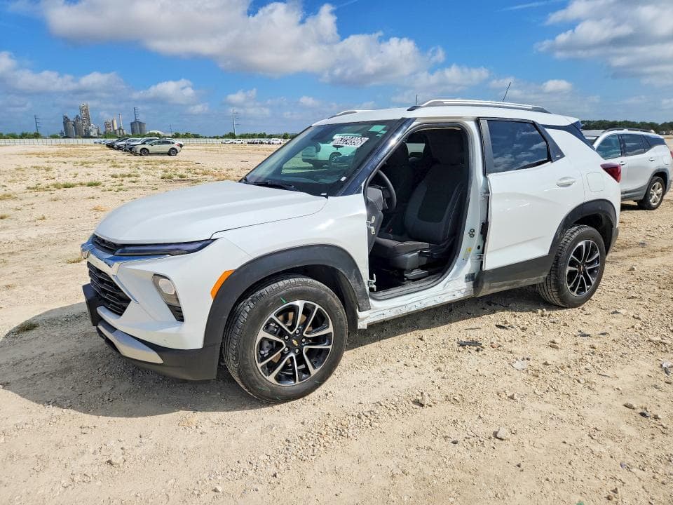 2024 CHEVROLET TRAILBLAZER LT - 1