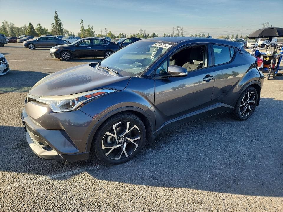 2018 TOYOTA C-HR XLE - 1