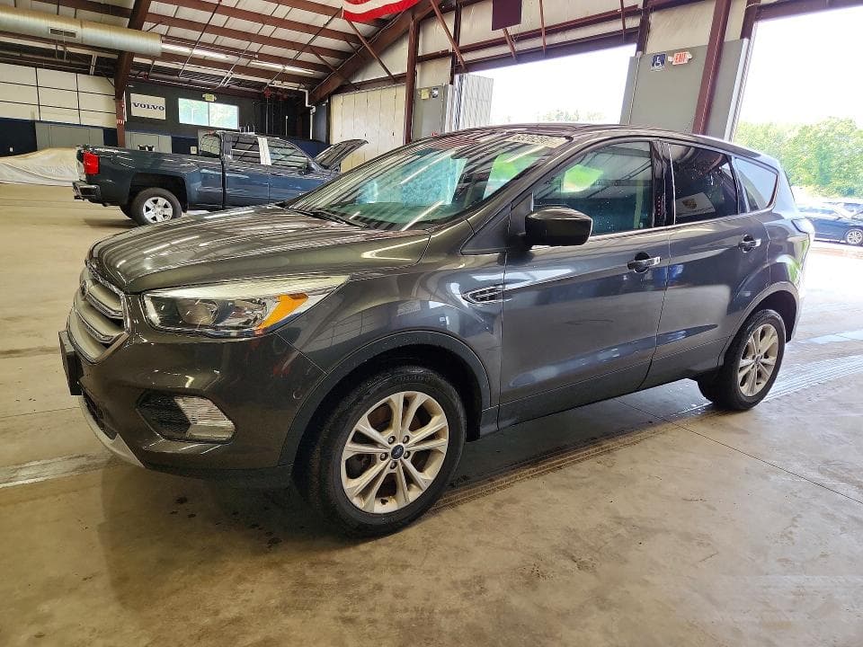 2017 FORD ESCAPE SE - 1
