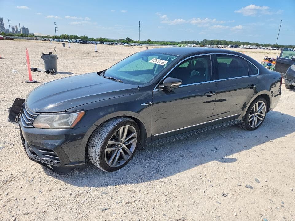 2017 VOLKSWAGEN PASSAT R-LINE - 1