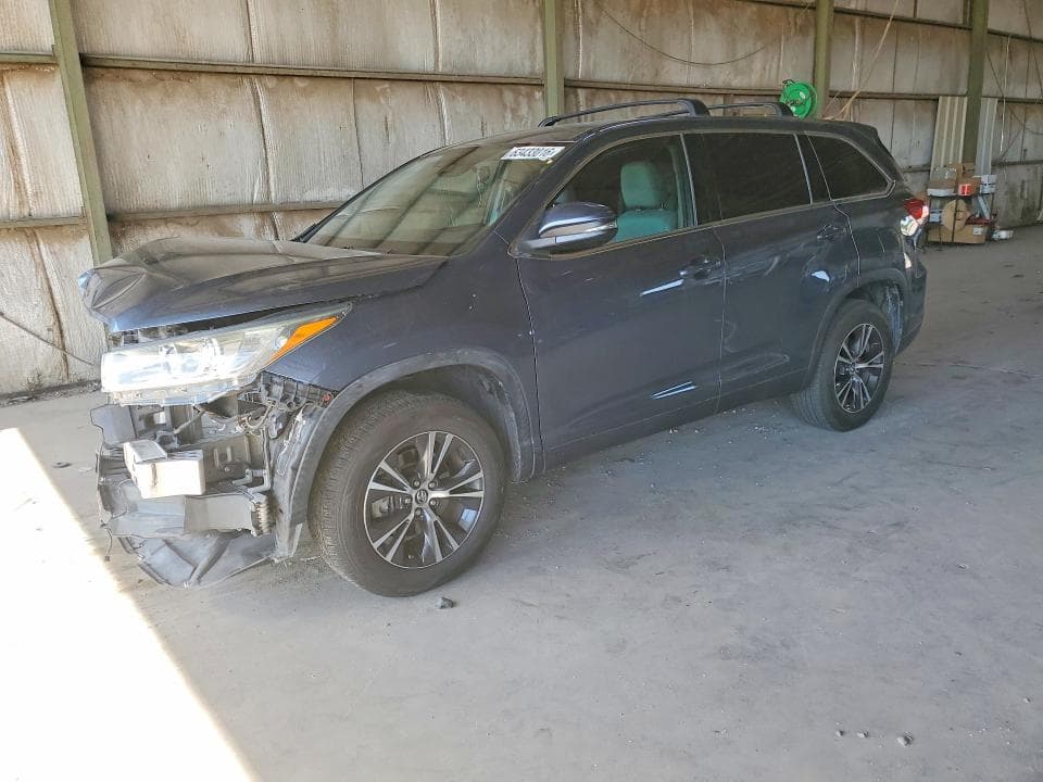 2019 TOYOTA HIGHLANDER LE - 1