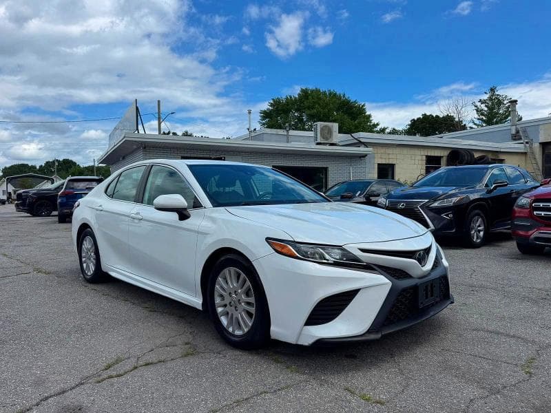 2020 TOYOTA CAMRY SE - 1