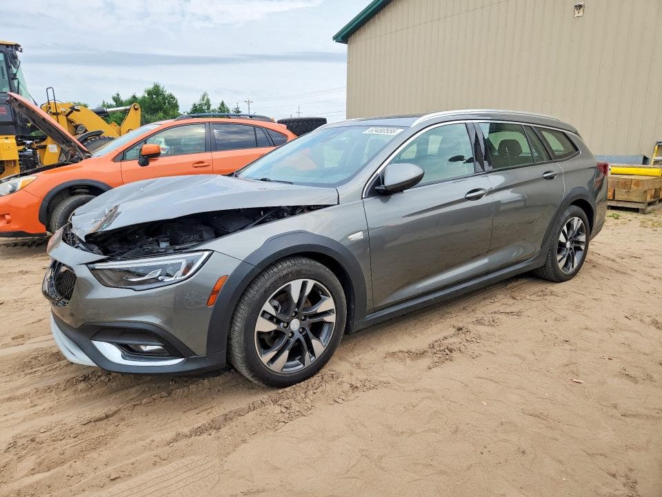 2018 BUICK REGAL TOURX ESSENCE - 1