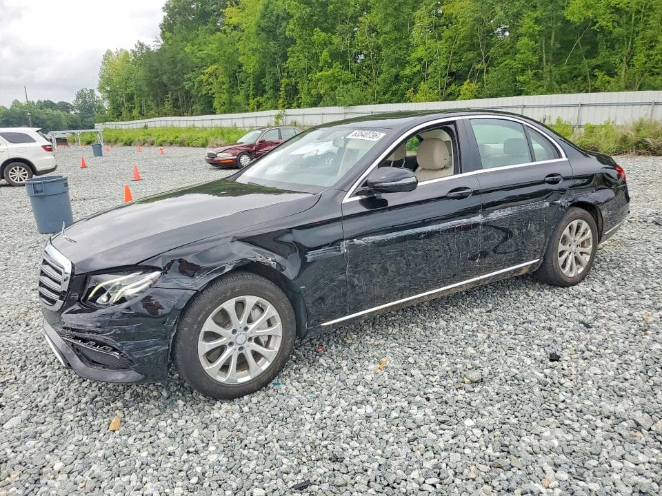 2017 MERCEDES-BENZ E 300 - 1