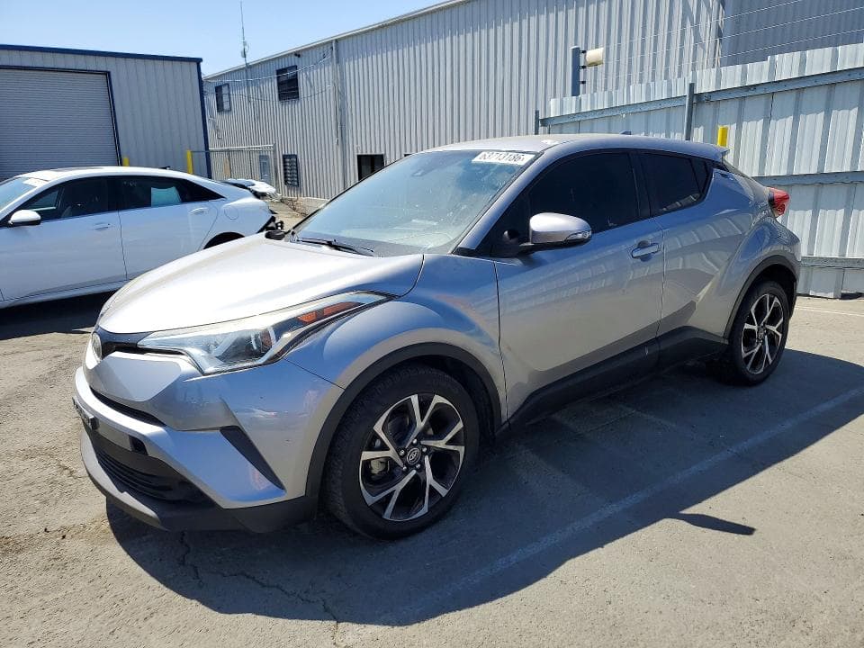 2018 TOYOTA C-HR XLE - 1