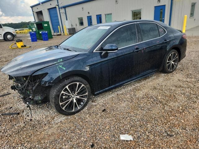 2018 TOYOTA CAMRY SE - 1