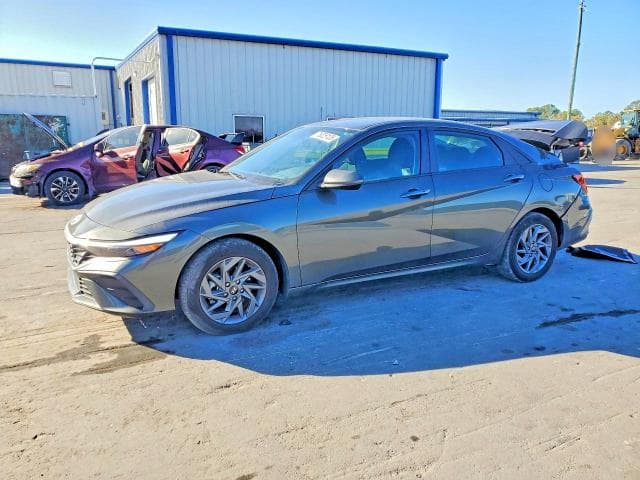 2024 HYUNDAI ELANTRA SEL - 1