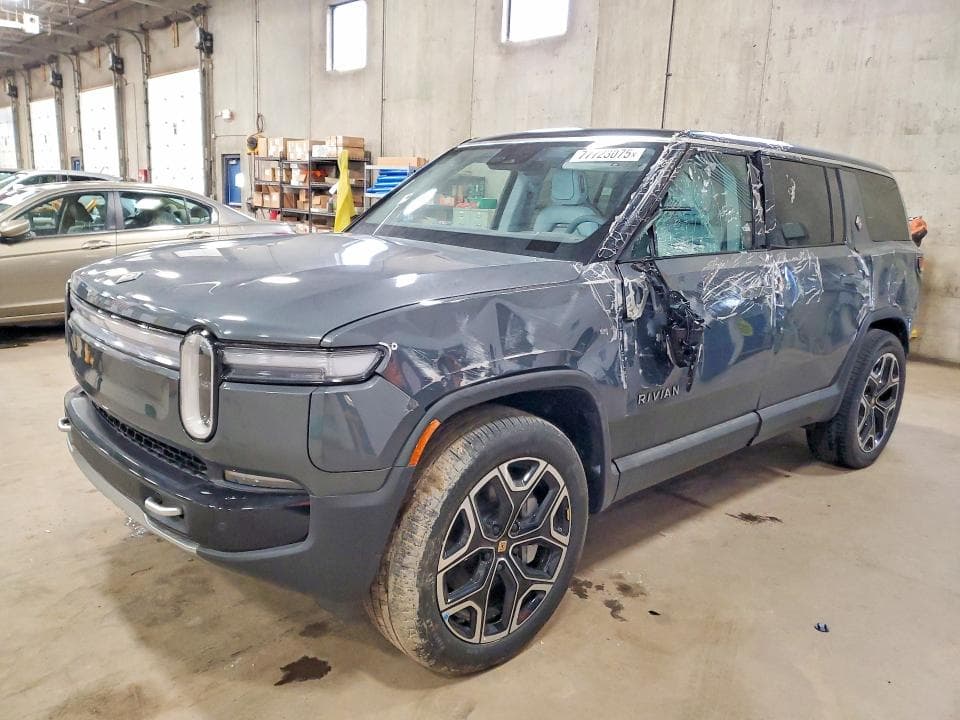 2025 RIVIAN R1S ADVENTURE - 1