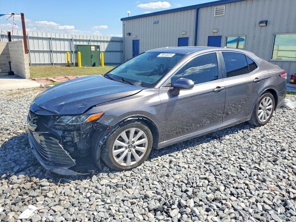 2020 TOYOTA CAMRY LE - 1