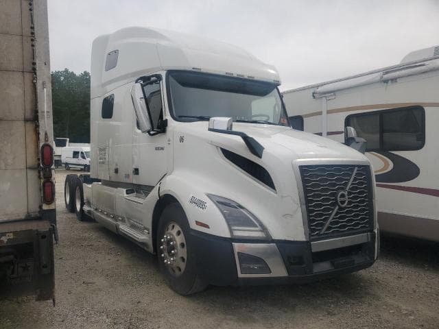 2019 VOLVO VNL SEMI TRUCK - 1