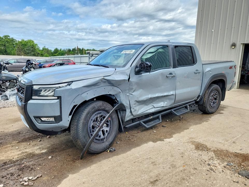 2025 NISSAN FRONTIER PRO-4X - 1