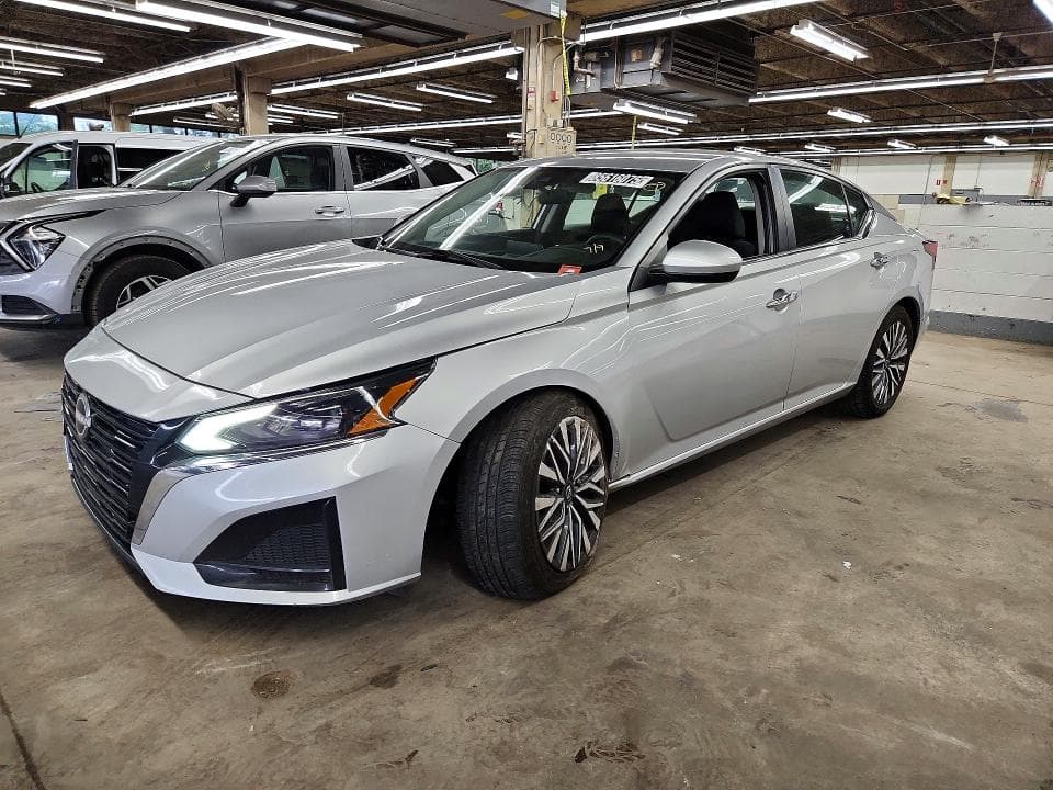 2023 NISSAN ALTIMA SV - 1