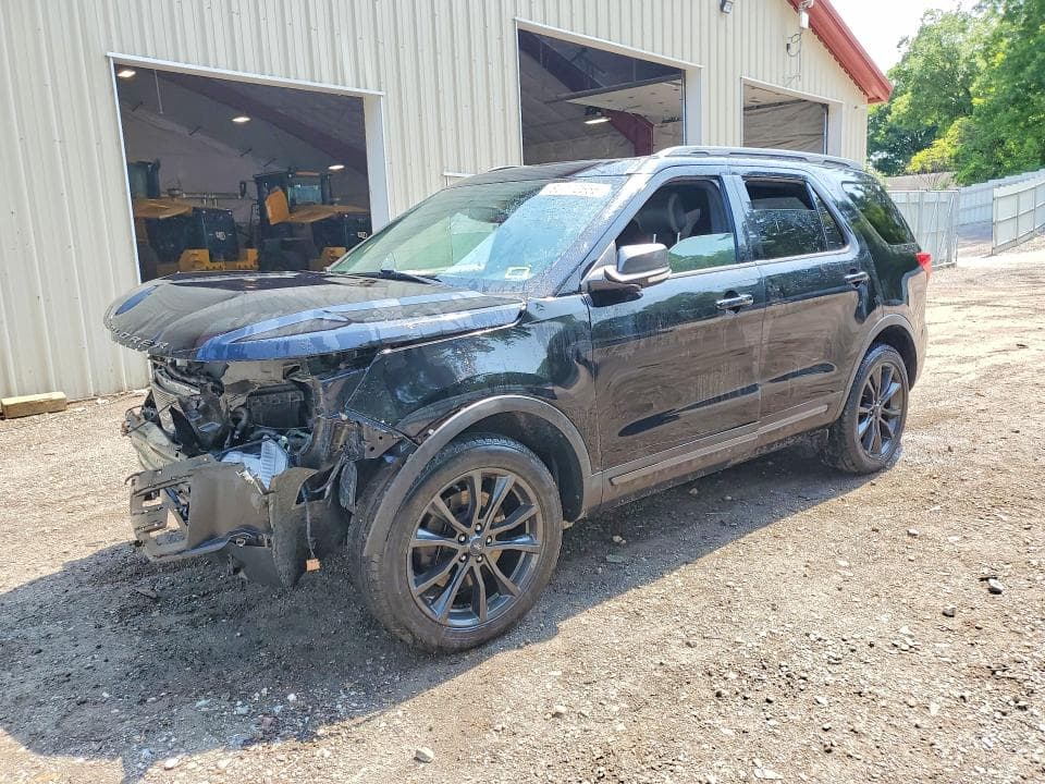2017 FORD EXPLORER XLT - 1
