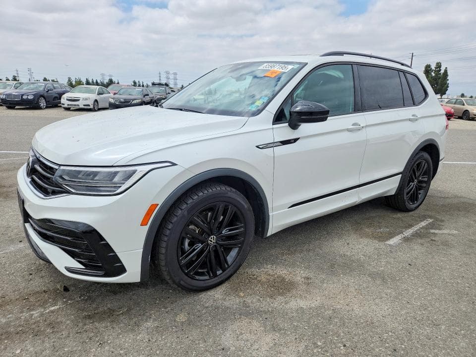 2022 VOLKSWAGEN TIGUAN SE R-LINE BLACK - 1