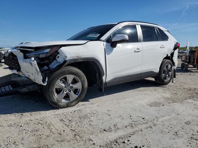 2024 TOYOTA RAV4 XLE - 1