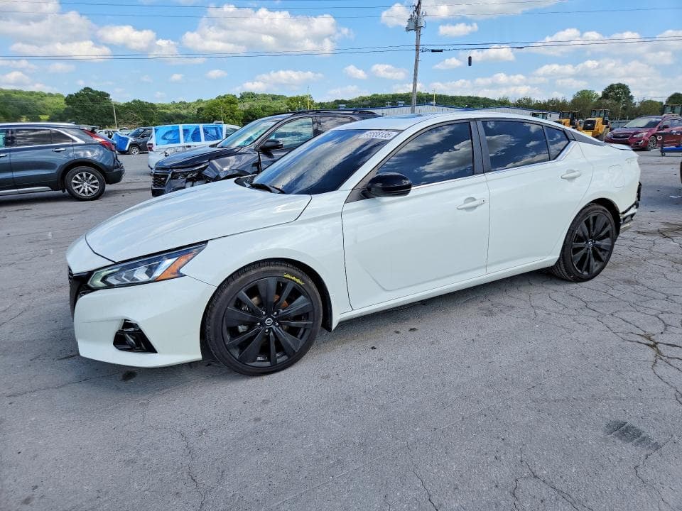 2022 NISSAN ALTIMA SR - 1