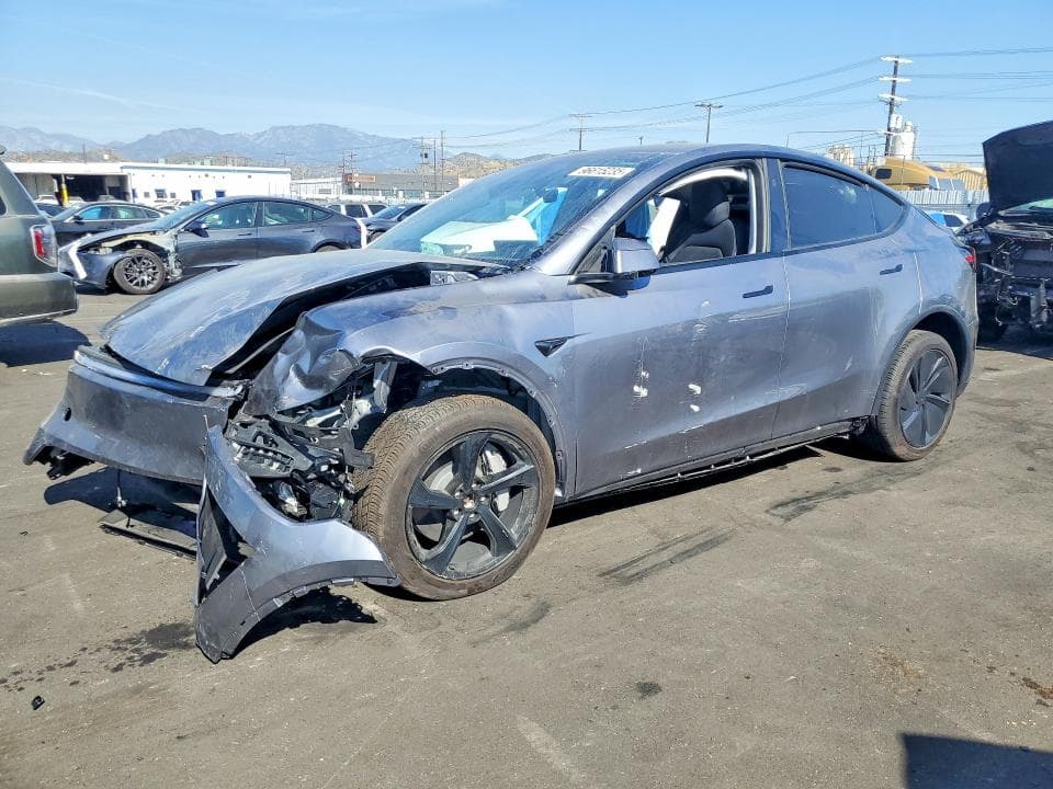 2026 TESLA MODEL Y - 1
