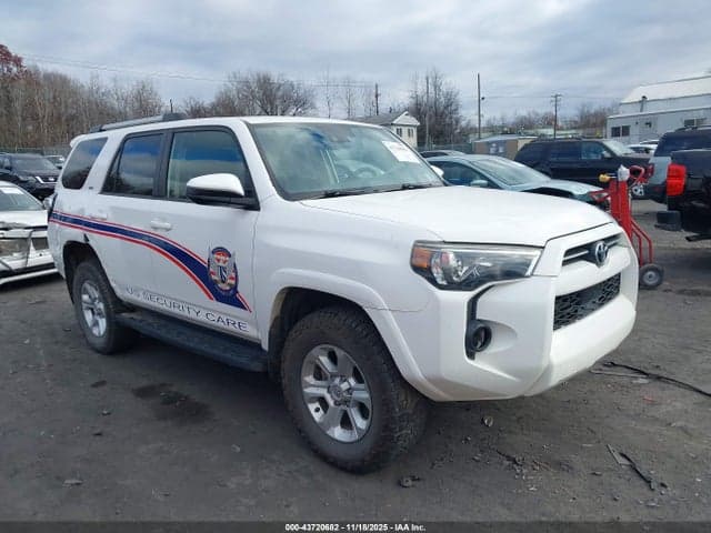 2020 TOYOTA 4RUNNER SR5 - 1
