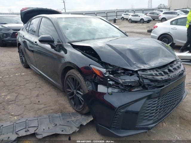 2025 TOYOTA CAMRY SE - 1