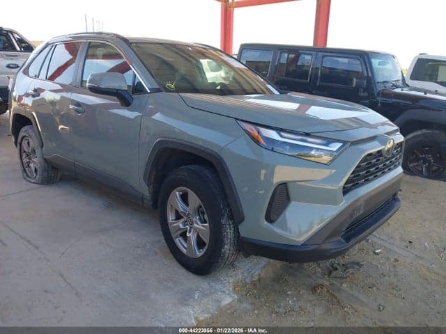 2022 TOYOTA RAV4 XLE - 1