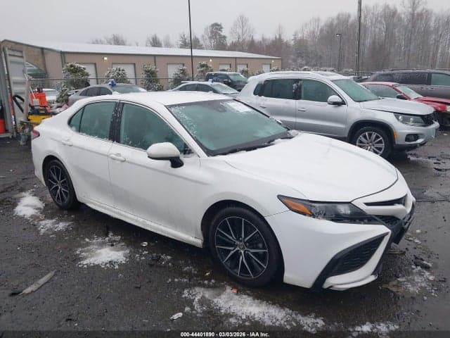 2021 TOYOTA CAMRY SE - 1