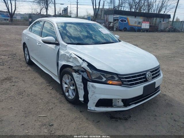 2017 VOLKSWAGEN PASSAT 1.8T S - 1