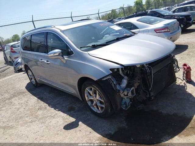 2018 CHRYSLER PACIFICA LIMITED - 1