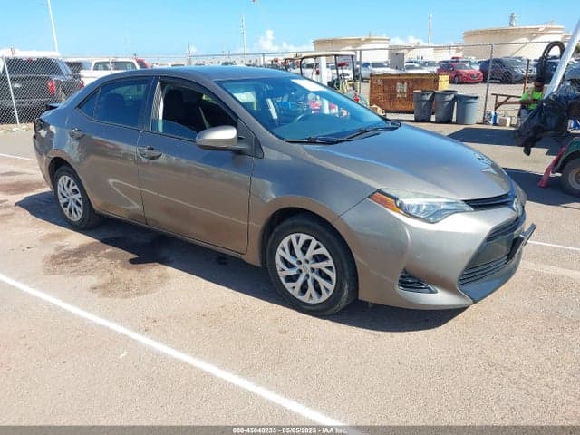 2018 TOYOTA COROLLA LE - 1