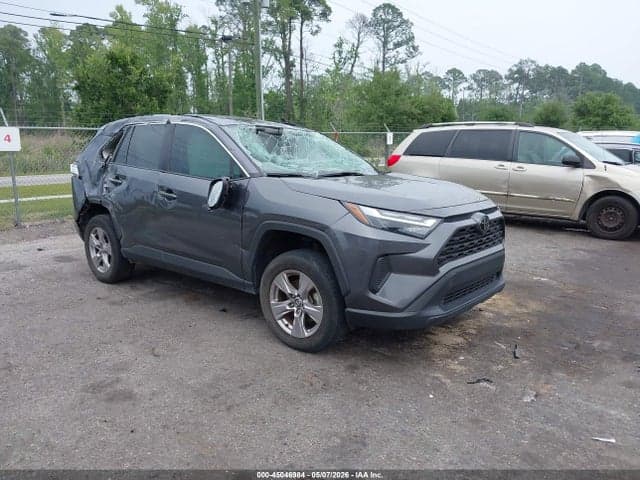 2022 TOYOTA RAV4 XLE - 1