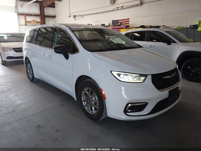 2024 CHRYSLER PACIFICA TOURING - 1