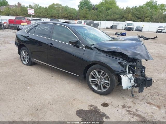 2017 TOYOTA CAMRY SE - 1