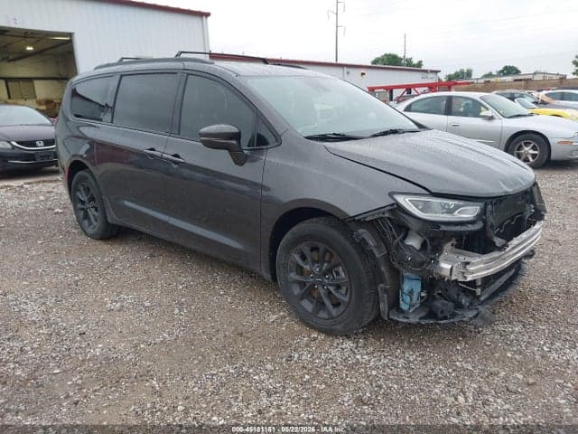 2022 CHRYSLER PACIFICA TOURING L AWD - 1