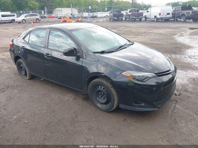 2018 TOYOTA COROLLA LE